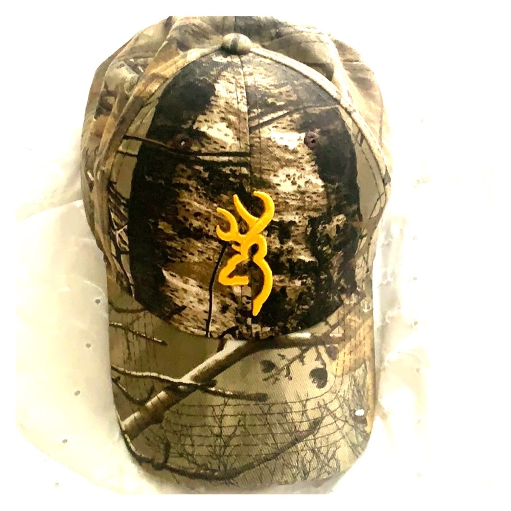 Camouflage Hat 💛